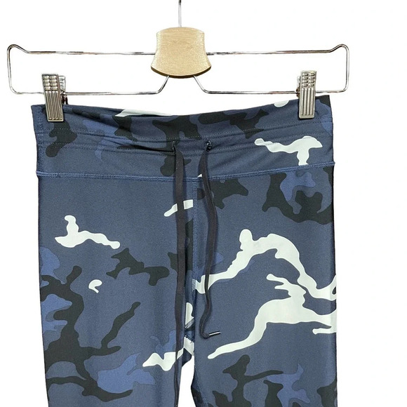 The Upside Camo Print Drawstring Cropped Leggings Blue Black Size US 6 - Picture 2 of 7